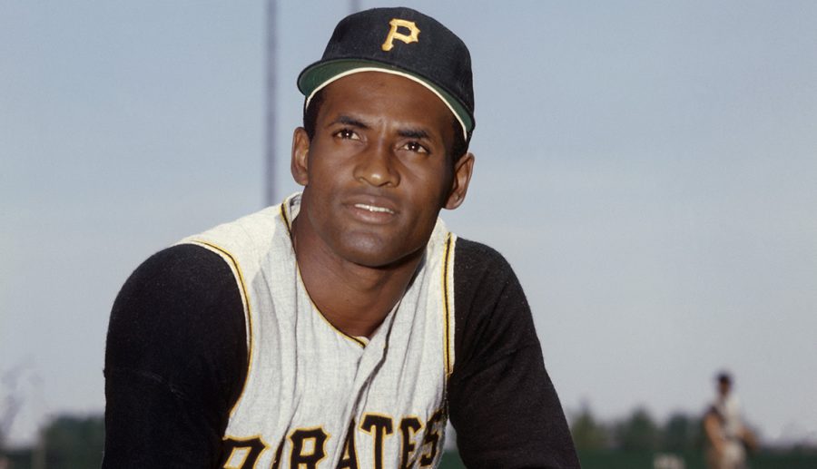 Roberto+Clemente+of+the+Pittsburgh+Pirates+poses+for+a+photo+circa+1968