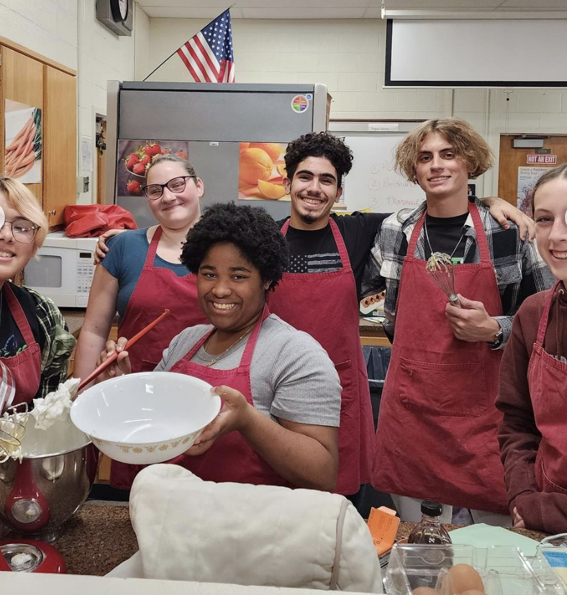 Members of the Italian Club participate in cooking after school