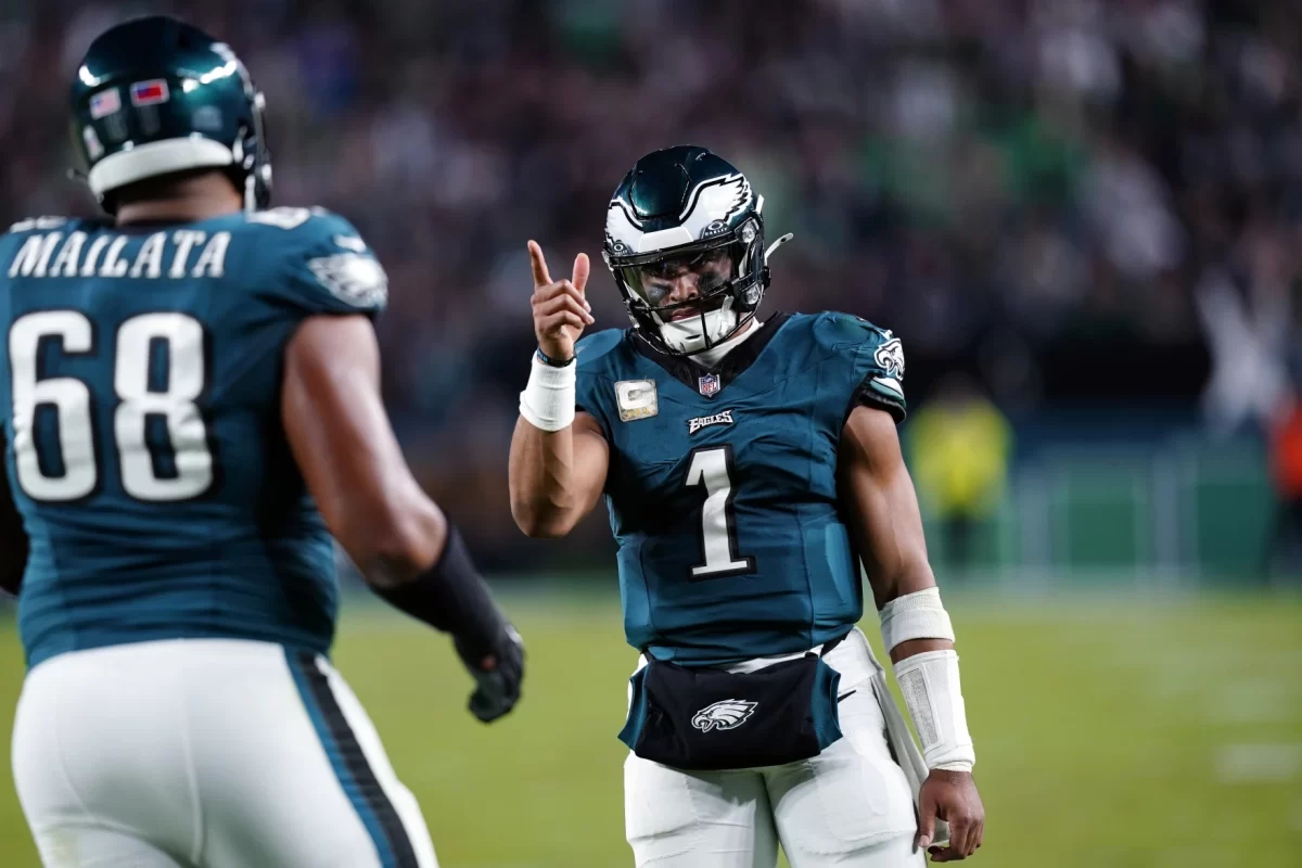 Jalen+Hurts+led+the+Eagles+to+another+W+against+a+division+rival+on+November+5